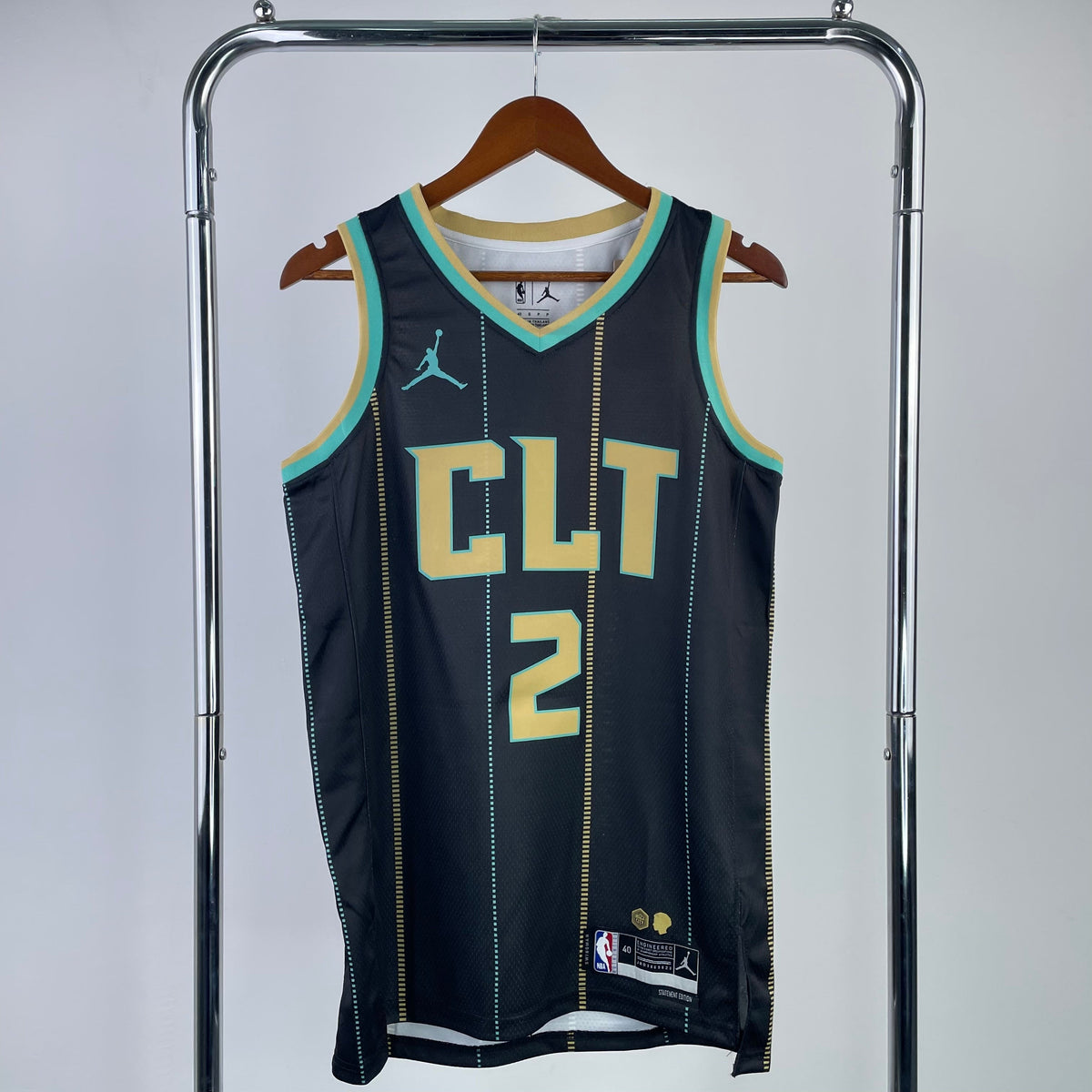 Maillot Charlotte Hornets City Edition 2022-23 Gold Rush - Noir
