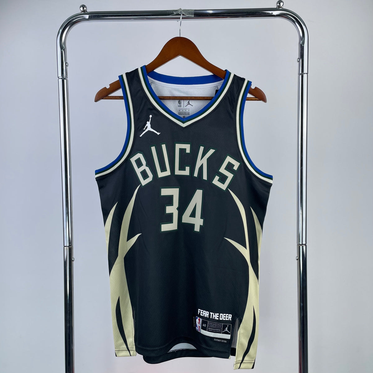 Maillot Milwaukee Bucks Statement Edition 2022-23 Fear the Deer - Noir